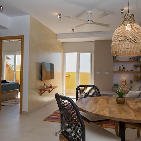 Deja Blue - Tarifa Rent Modern Penthouse Apartment Bagian luar foto