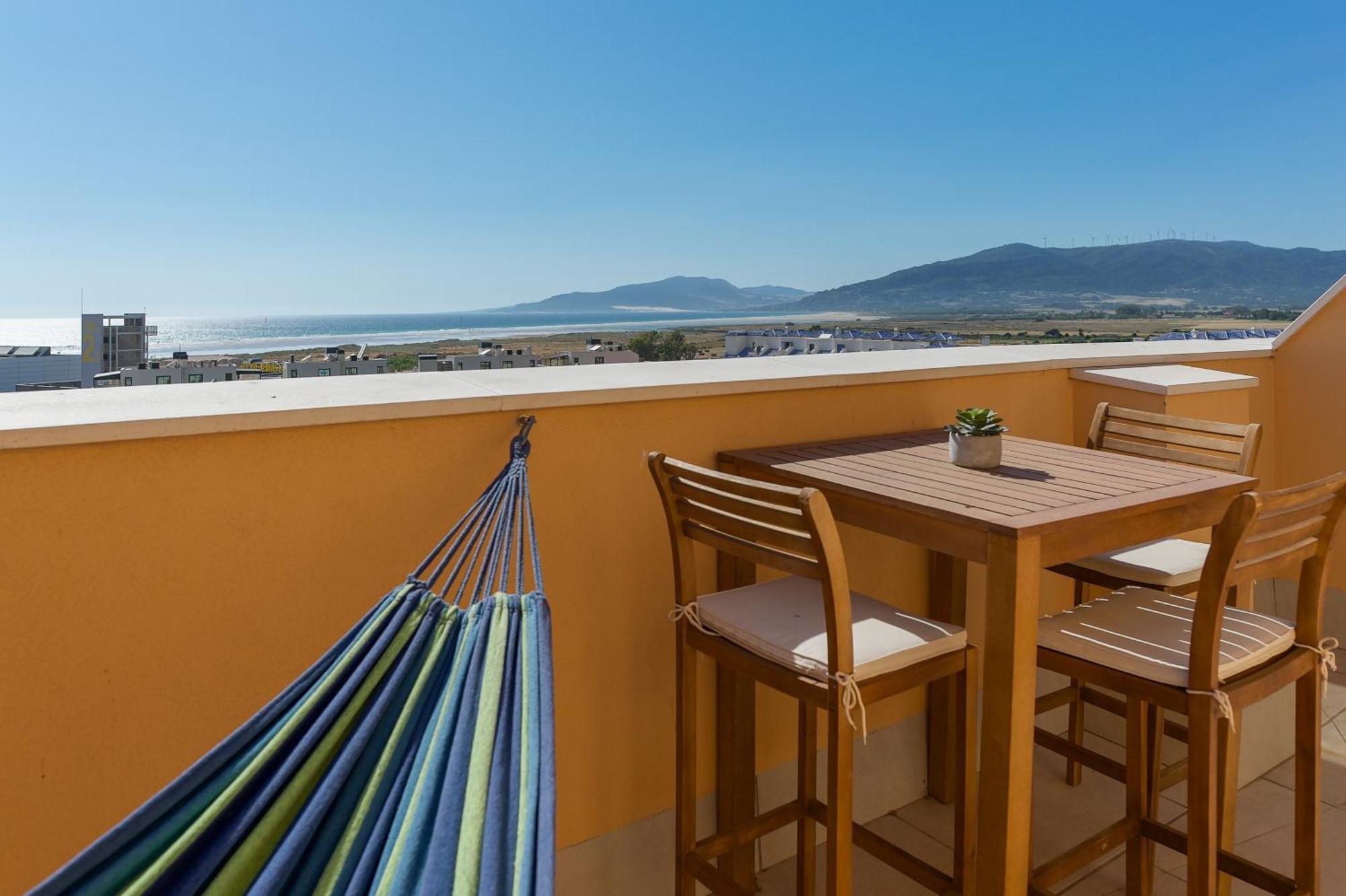 Deja Blue - Tarifa Rent Modern Penthouse Apartment Bagian luar foto